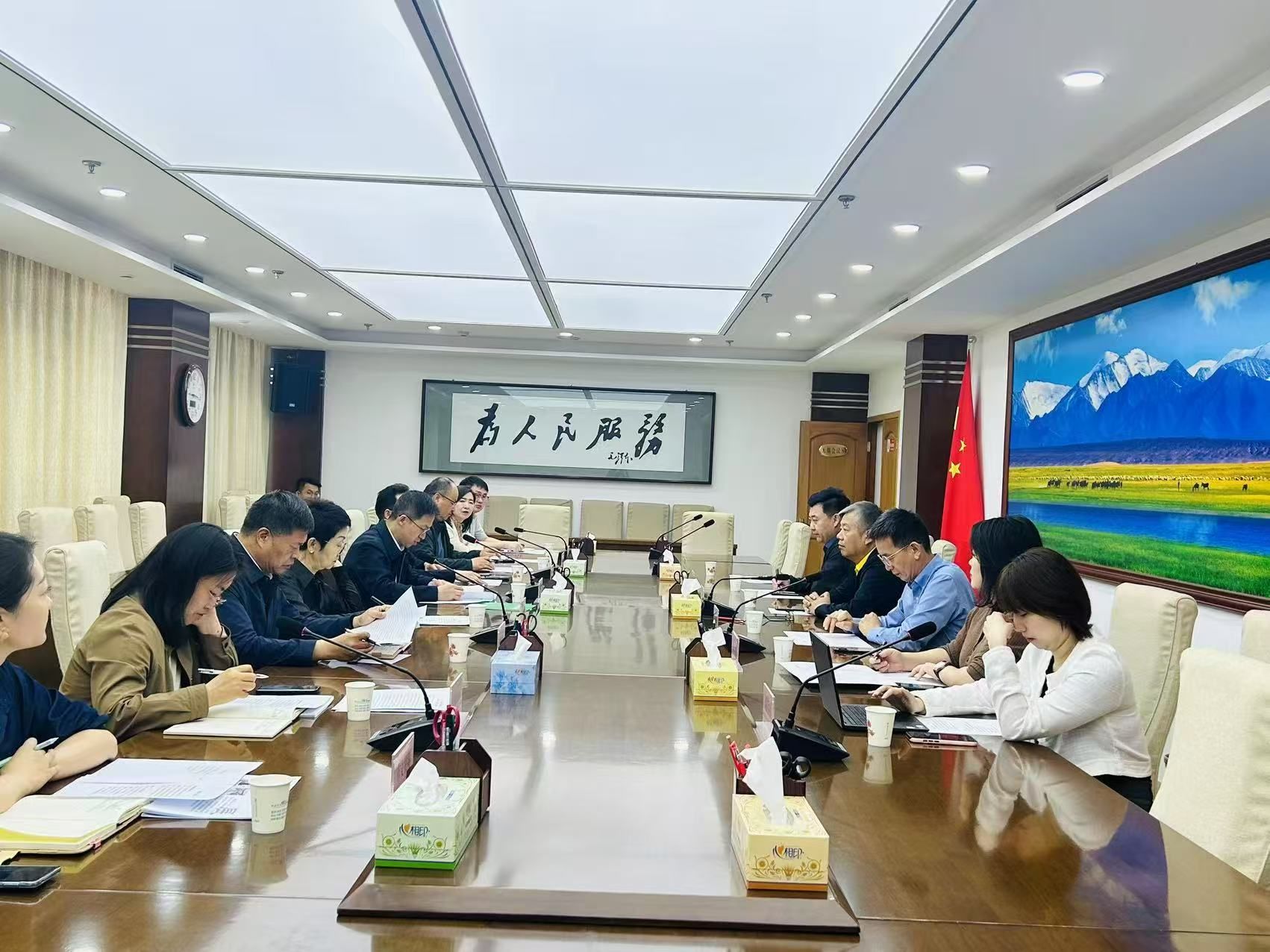 2酒泉市委市政府座談交流-網站.jpg