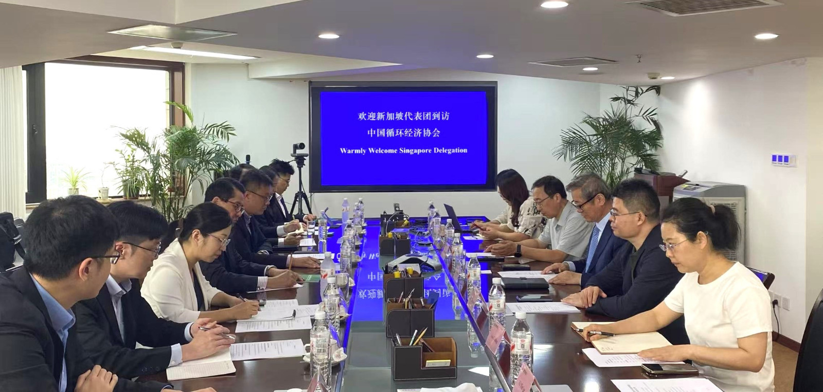 新加坡政府代表團(tuán).jpg